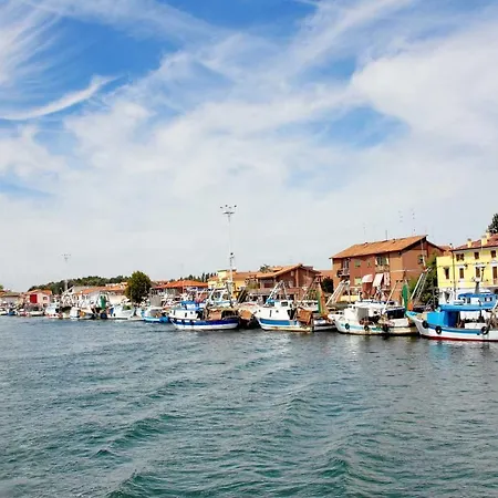 Apartament Agenzia Vear Marina